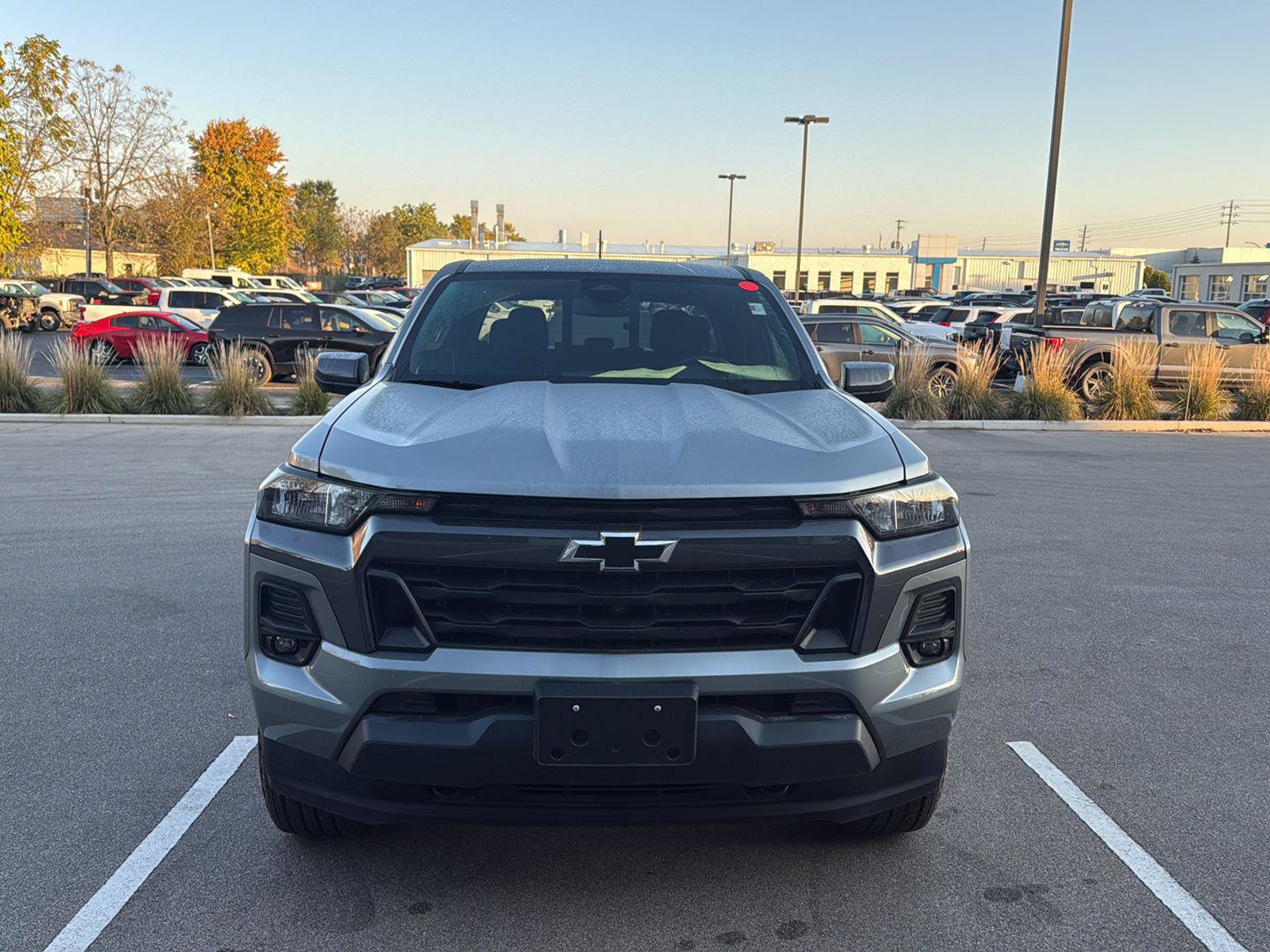 Used 2024 Chevrolet Colorado LT w/ LT Convenience Package II AWD/4WD image 8