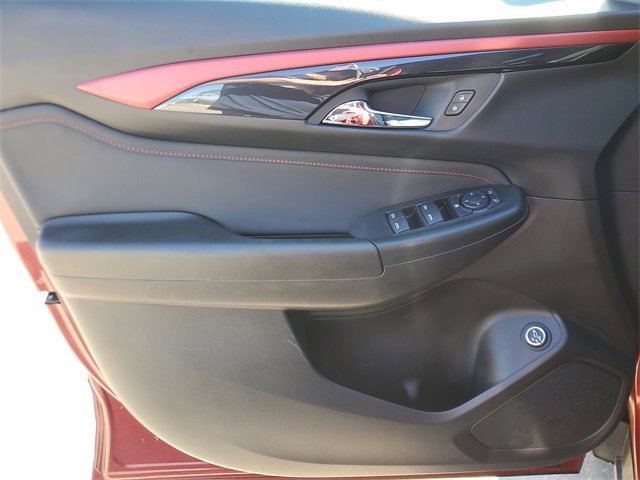 Used 2025 Chevrolet TrailBlazer RS w/ Convenience Package image 17