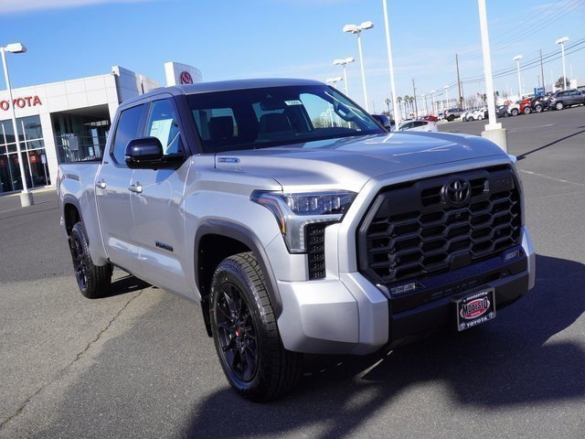 New 2025 Toyota Tundra Limited image 31