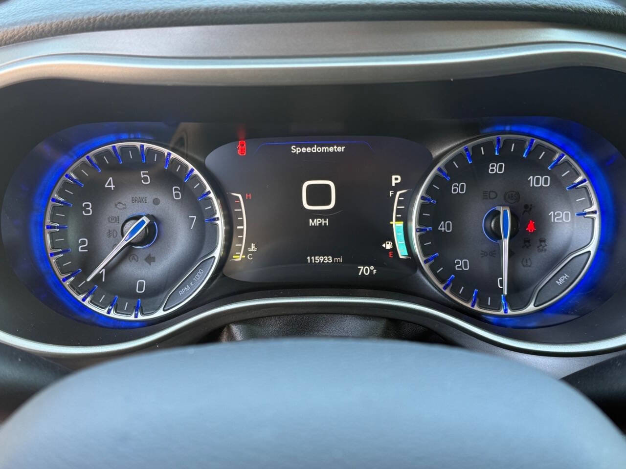 Used 2021 Chrysler Pacifica Touring-L image 21