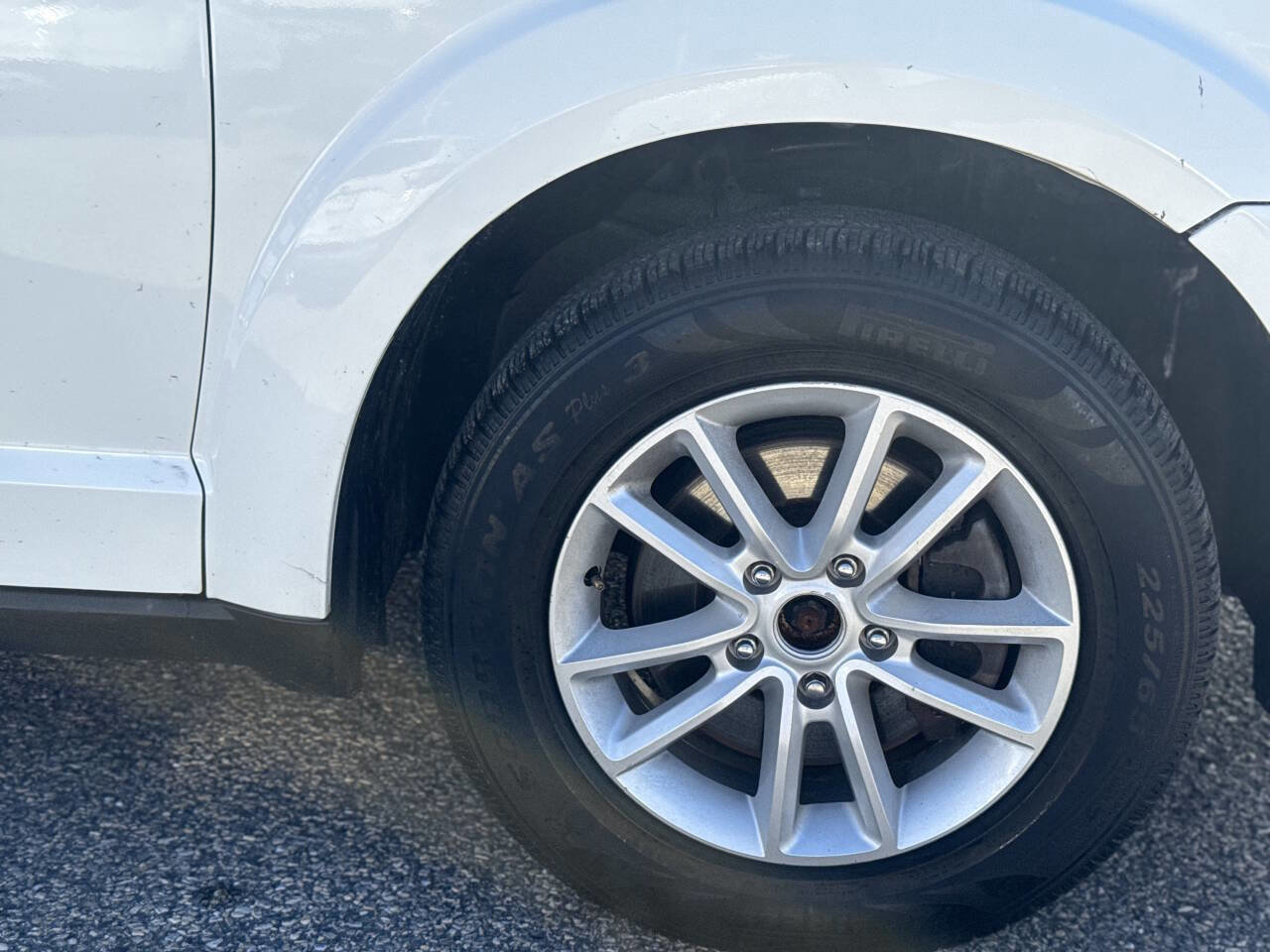 Used 2014 Dodge Journey SXT image 31