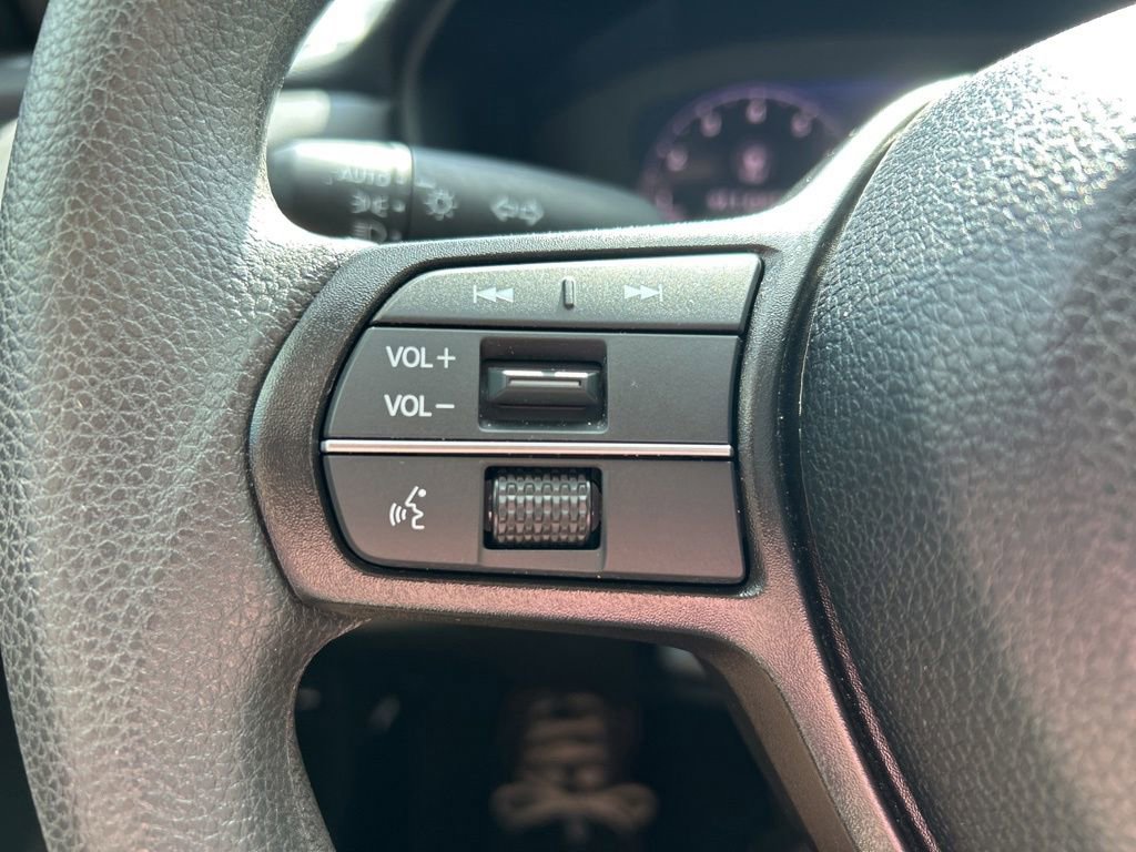 Used 2025 Honda Accord SE image 26