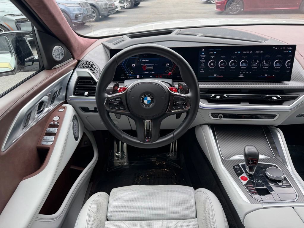 Used 2023 BMW XM AWD/4WD image 30