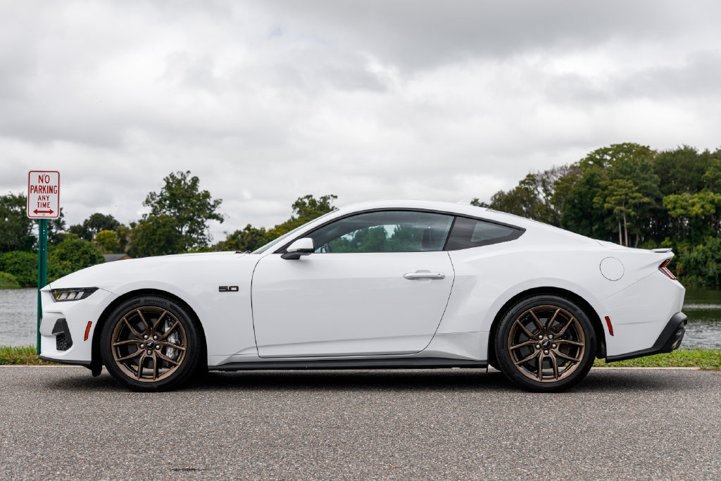 Used 2024 Ford Mustang GT Premium RWD image 11