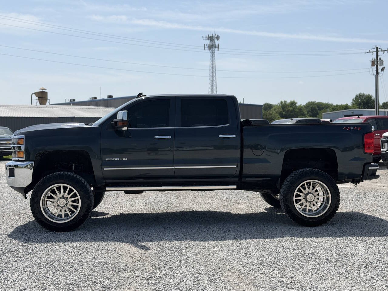 Used 2019 Chevrolet Silverado 2500 LTZ w/ Duramax Plus Package AWD/4WD image 2