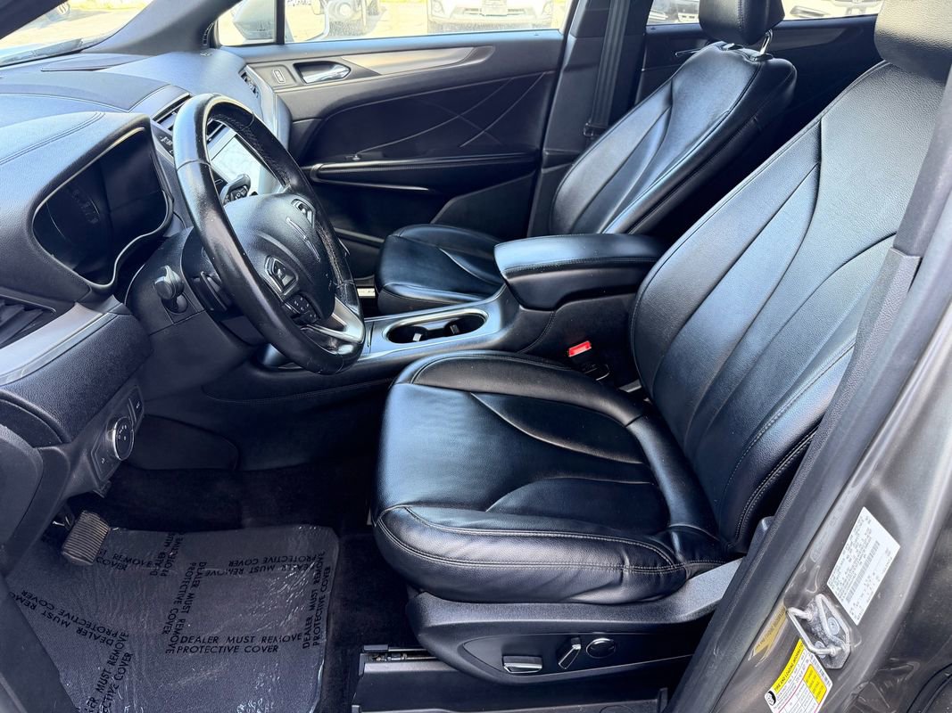 Used 2017 Lincoln MKC Premiere AWD/4WD image 12