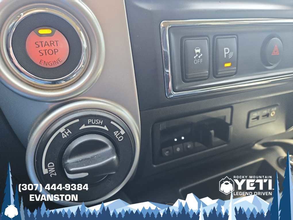 Used 2019 Nissan Titan PRO-4X w/ Pro-4x Convenience Package image 24