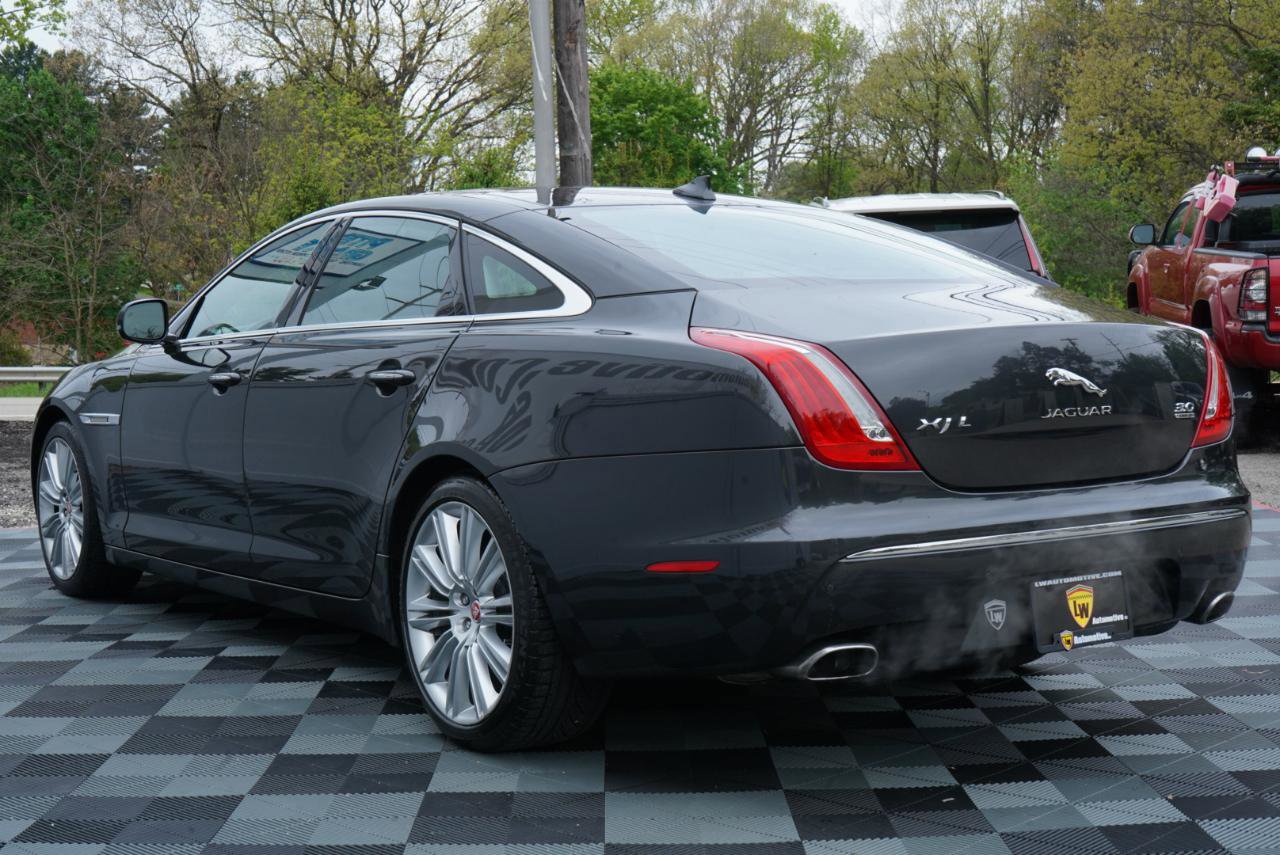 Used 2015 Jaguar XJ L Portfolio AWD/4WD image 10