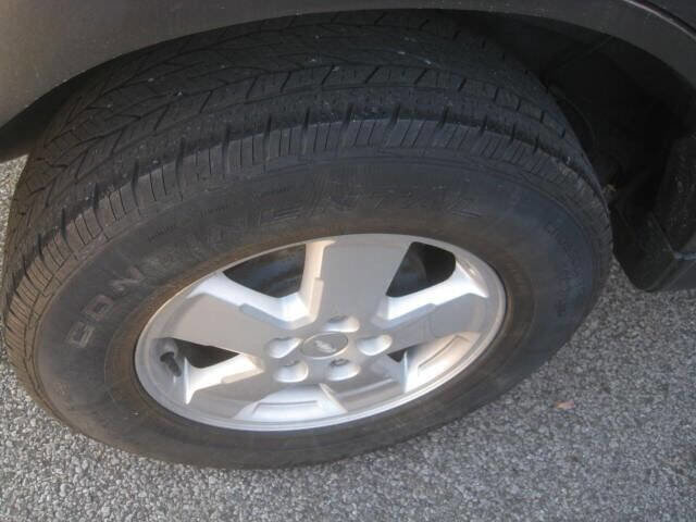 Used 2017 Chevrolet Cruze LT image 31