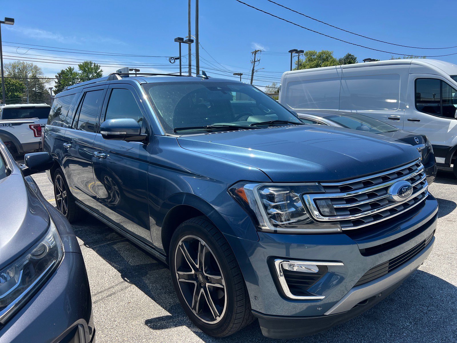 Used 2020 Ford Expedition Max Limited w/ Special Edition Package AWD/4WD image 3