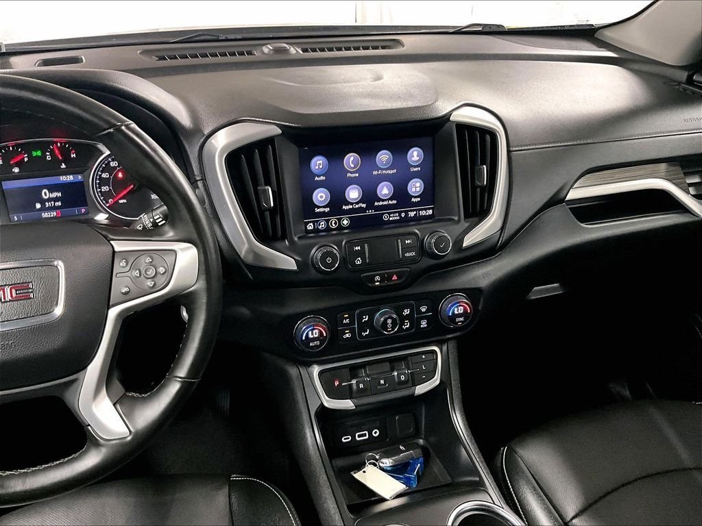 Used 2024 GMC Terrain SLT AWD/4WD image 17