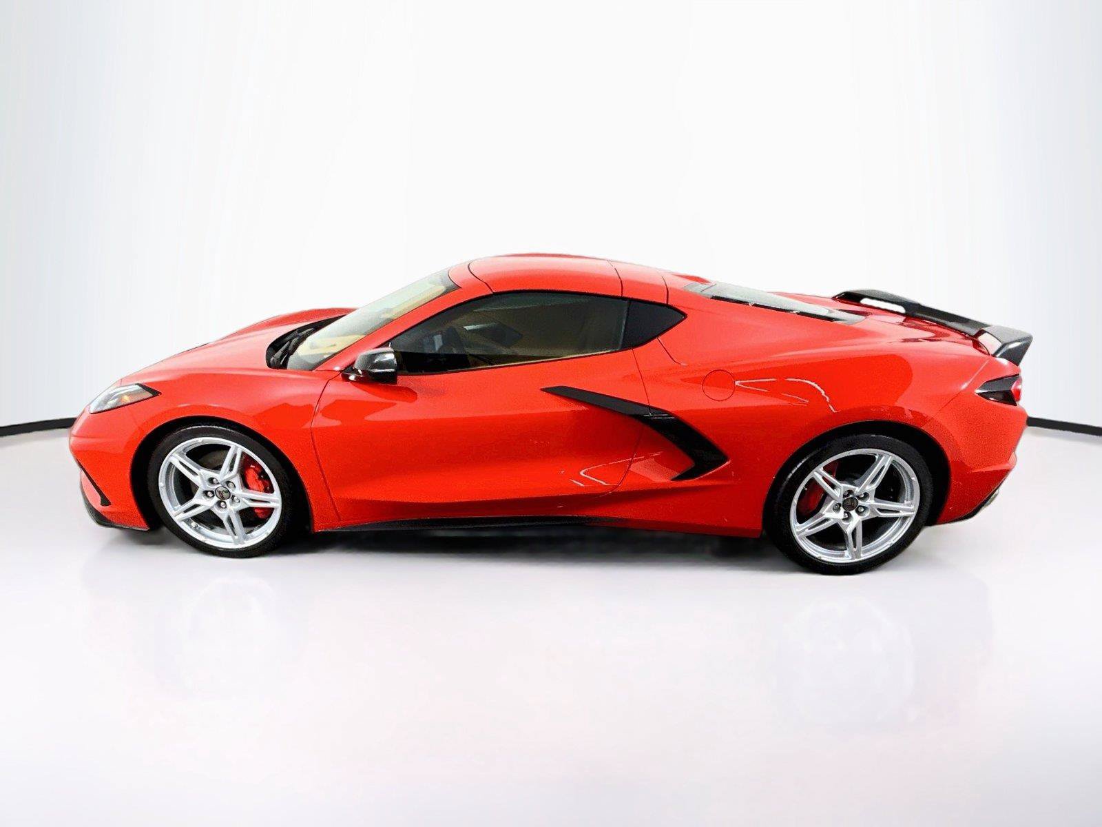 Used 2020 Chevrolet Corvette Stingray Premium Cpe w/ 3LT Preferred Equipment Group RWD image 2