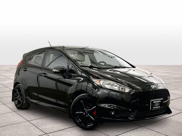 Used 2017 Ford Fiesta ST FWD image 3