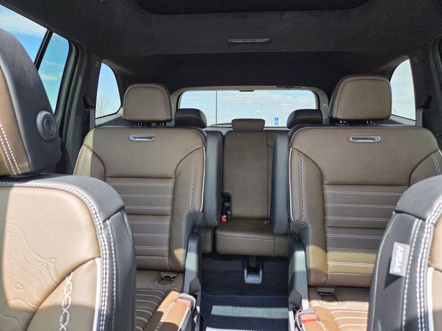 New 2026 GMC Acadia Denali Ultimate AWD/4WD image 31
