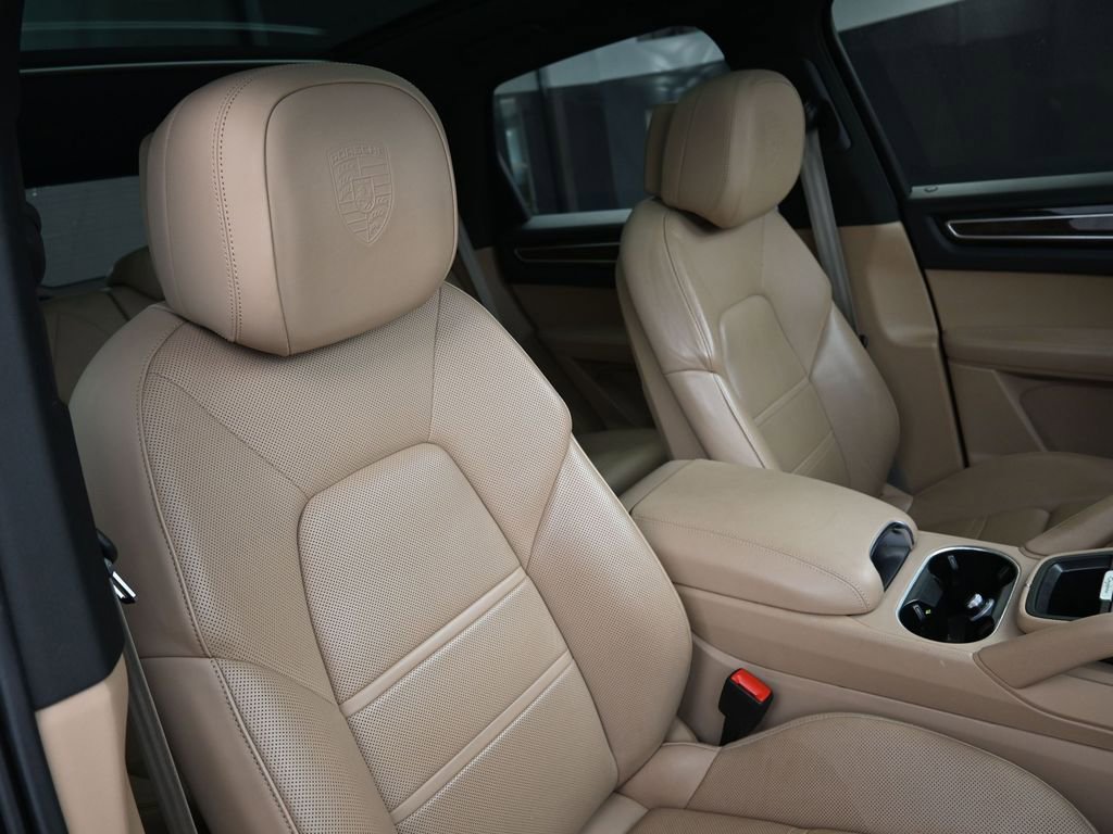 Certified 2023 Porsche Cayenne S Platinum image 29