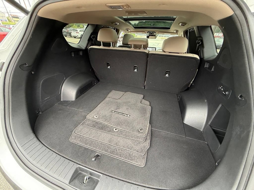 Used 2023 Hyundai Santa Fe SEL w/ Premium Package AWD/4WD image 35