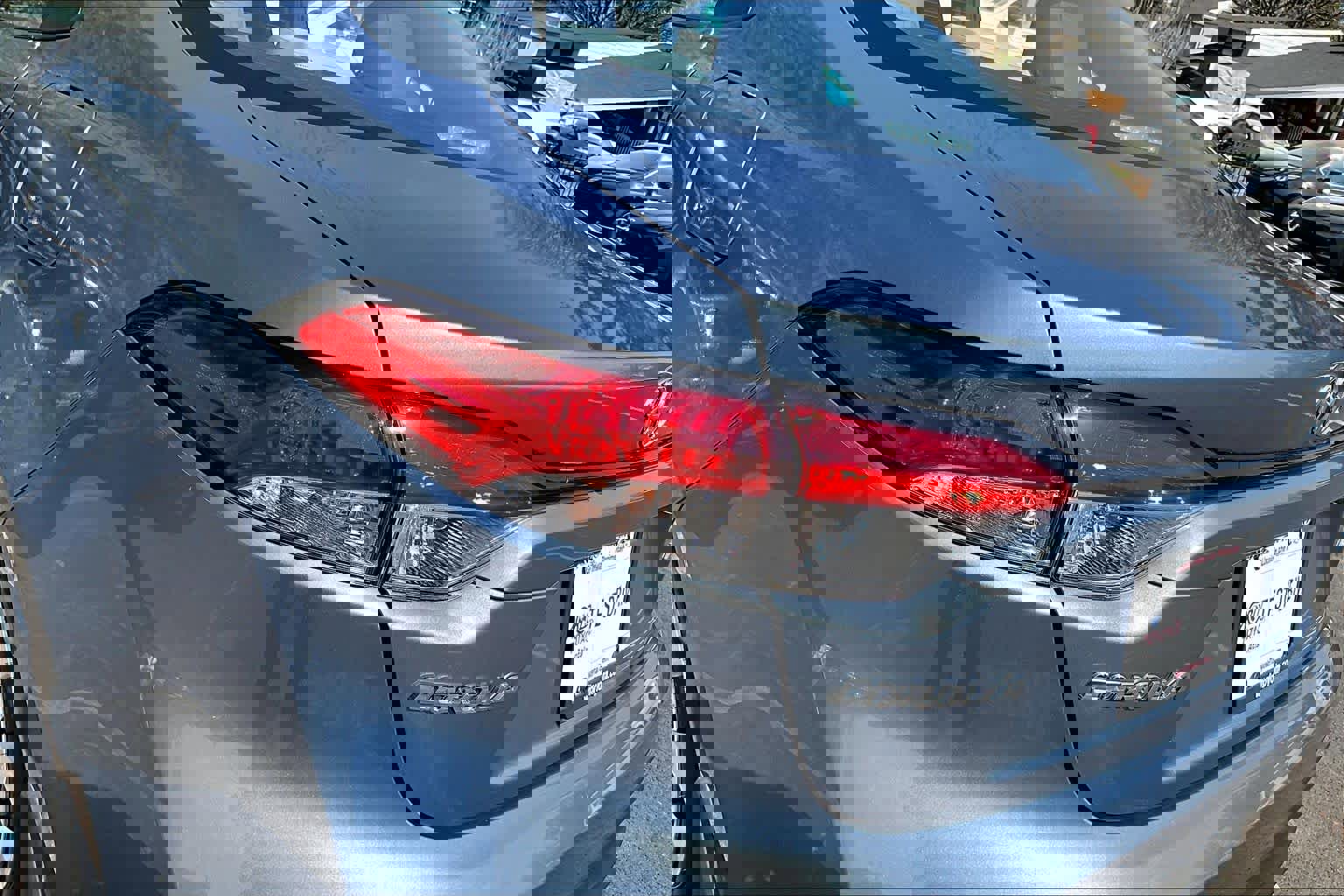 Certified 2025 Toyota Corolla LE image 28