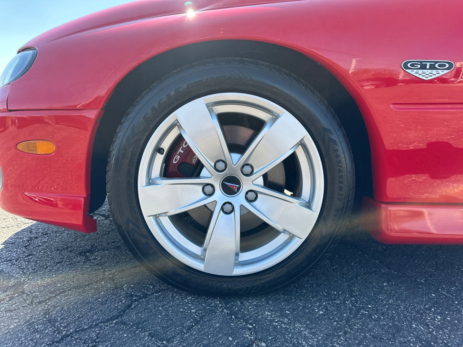 Used 2006 Pontiac GTO image 11