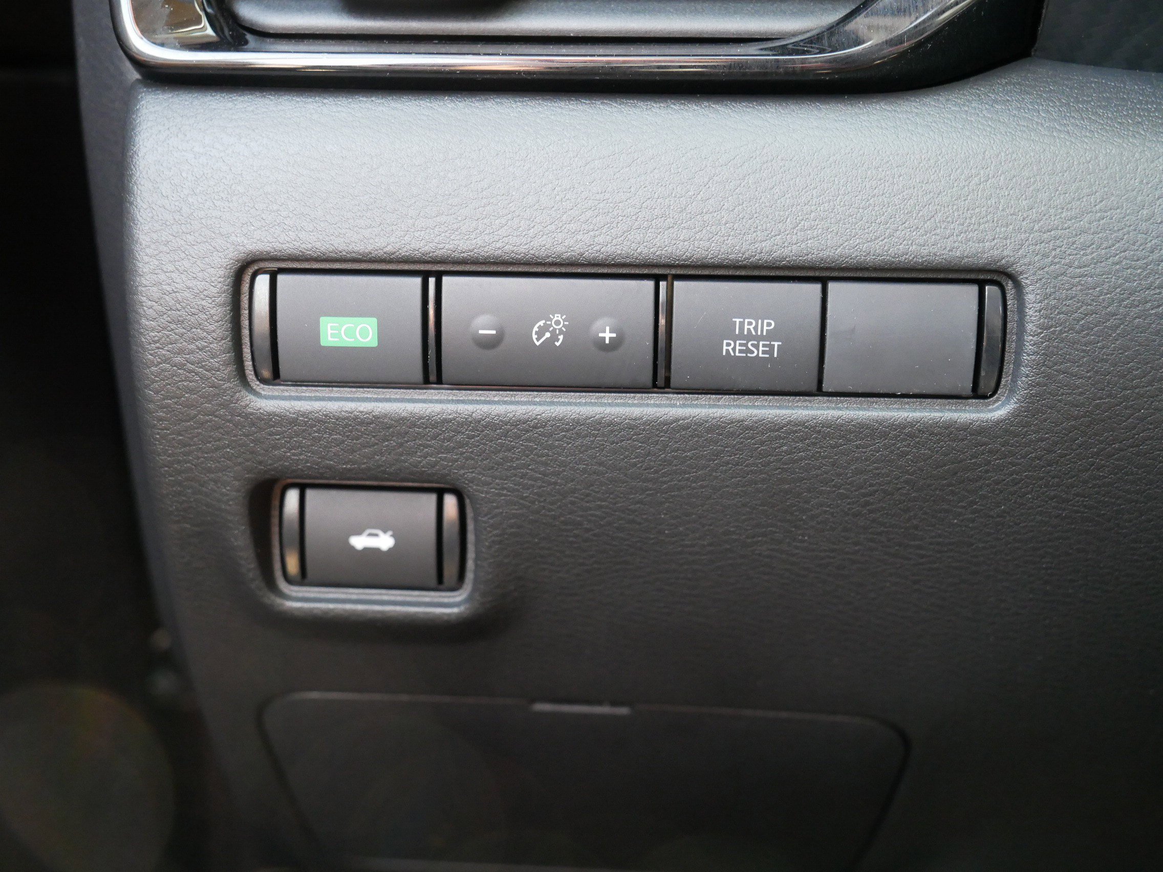 Certified 2025 Nissan Sentra SV w/ SV Premium Package FWD image 26