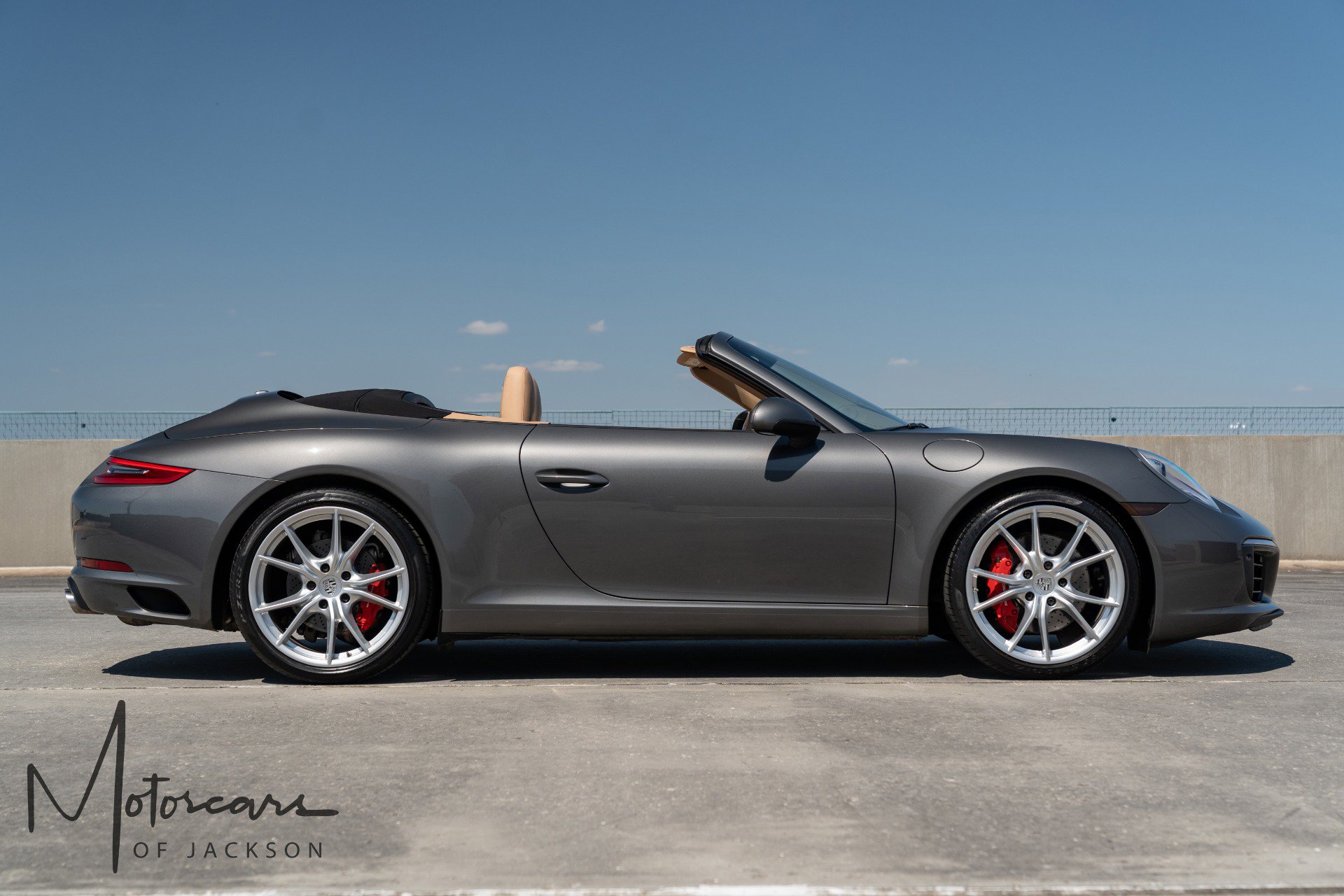 Used 2017 Porsche 911 Carrera S image 6