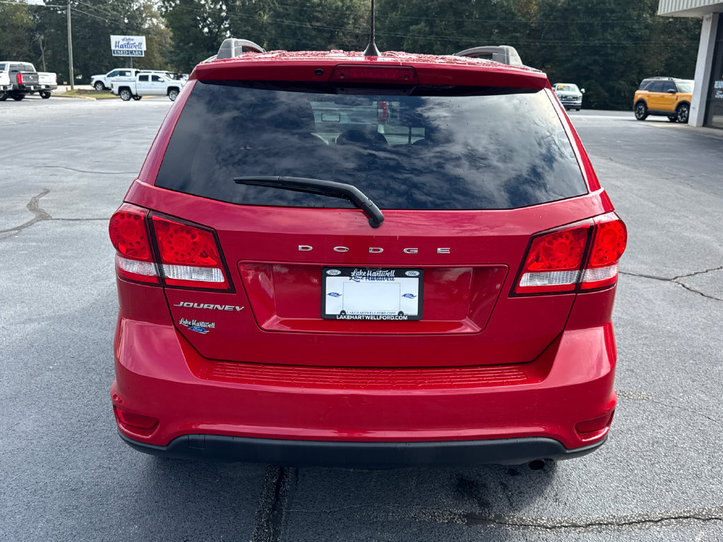 Used 2019 Dodge Journey SE w/ Connectivity Group FWD image 6