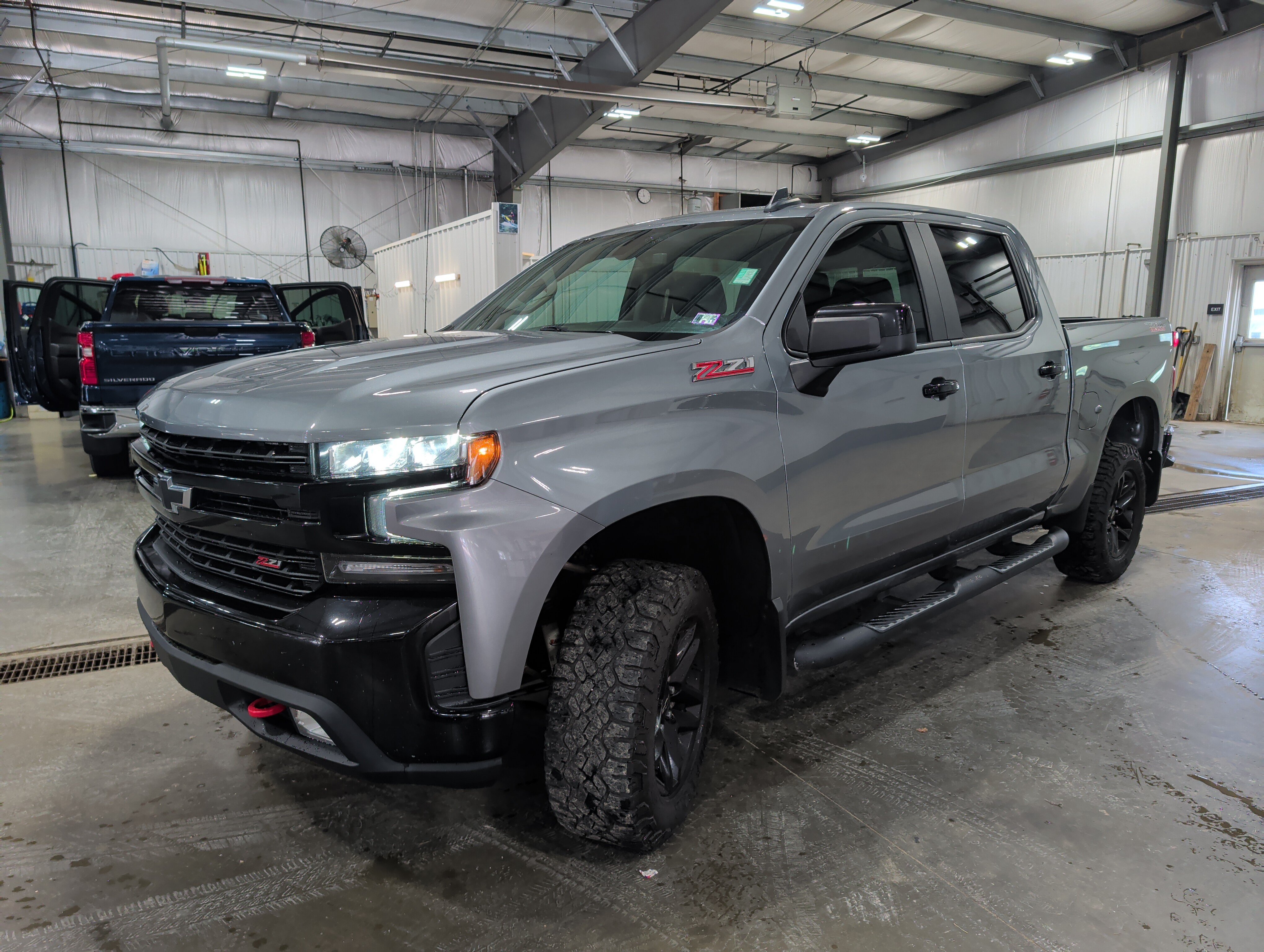Used 2020 Chevrolet Silverado 1500 LT Trail Boss AWD/4WD image 6