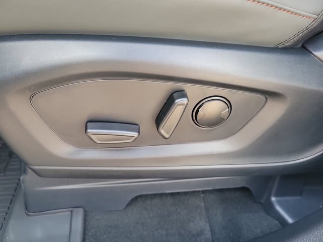 New 2026 Ford Explorer Active w/ Active Comfort Package AWD/4WD image 17