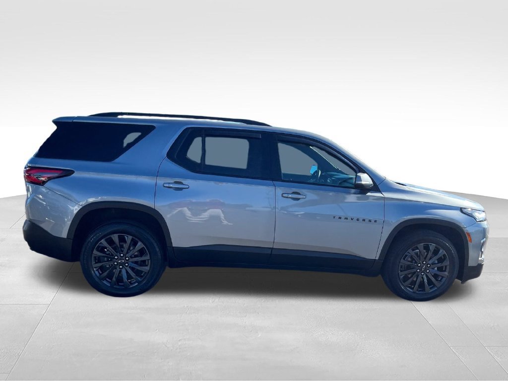 Used 2023 Chevrolet Traverse RS AWD/4WD image 6