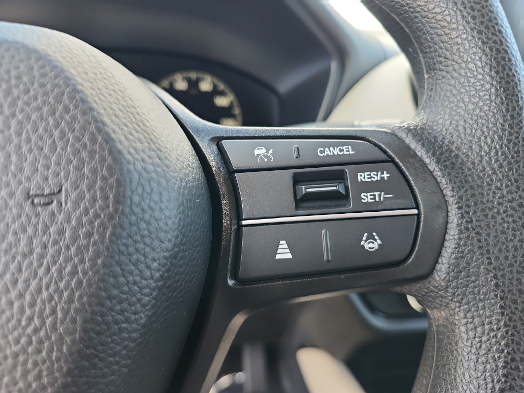 Used 2025 Honda HR-V LX image 33