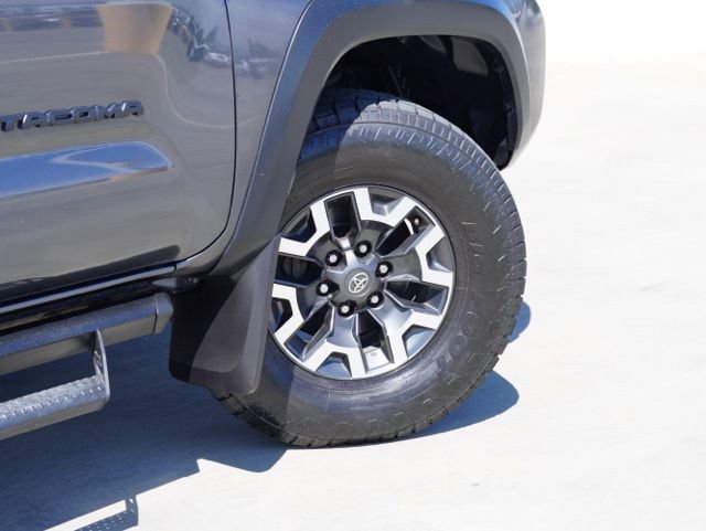 Certified 2021 Toyota Tacoma TRD Off-Road w/ Technology Package image 8