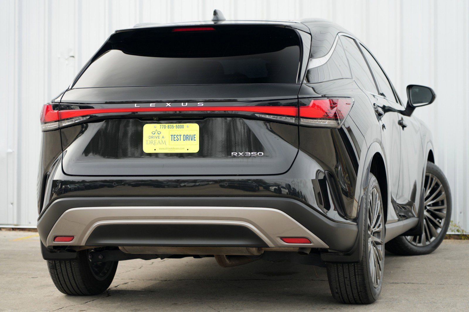 Used 2023 Lexus RX 350 Luxury w/ Cold Area Package image 5