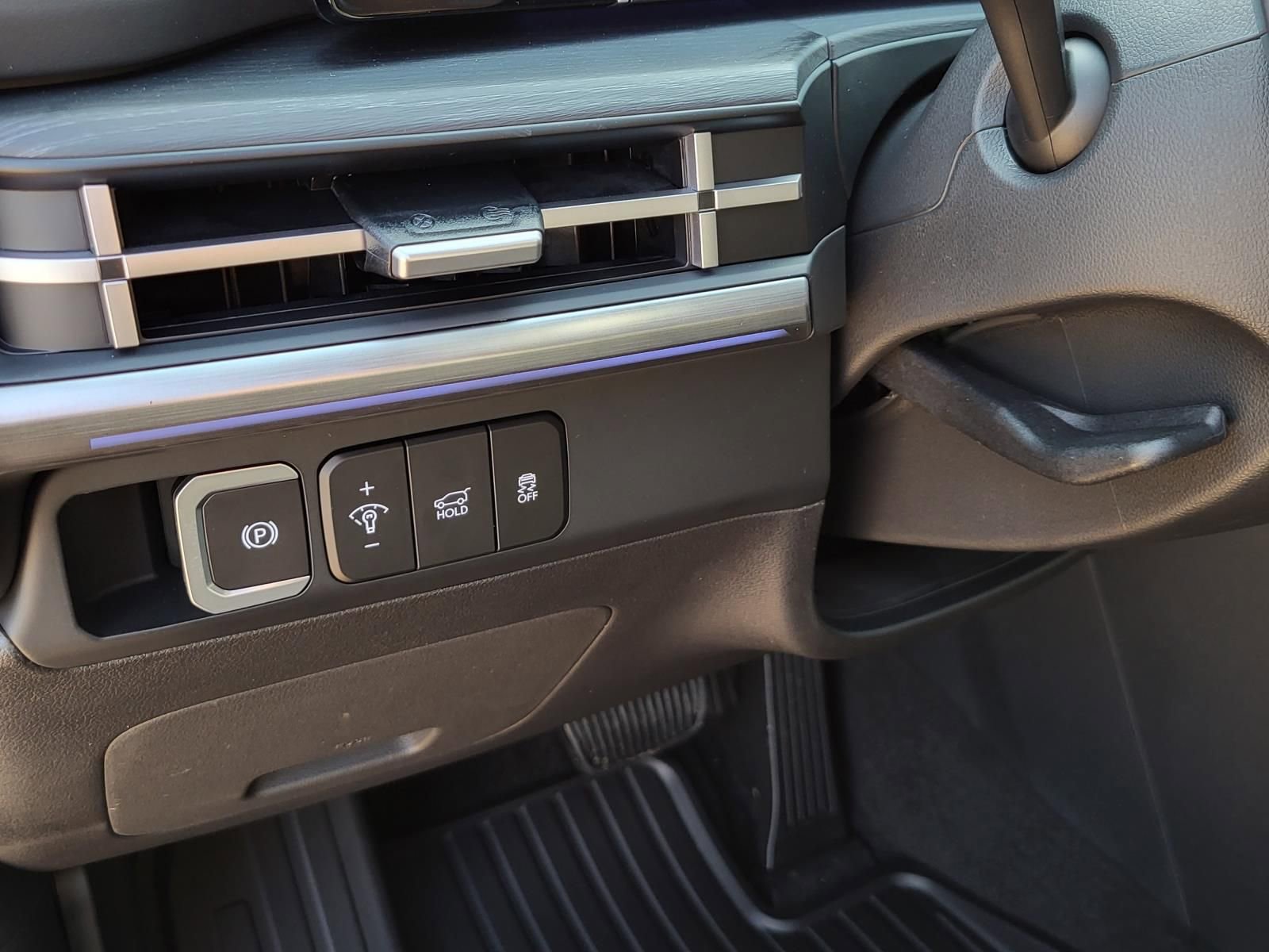 New 2026 Hyundai Santa Fe Limited FWD image 15