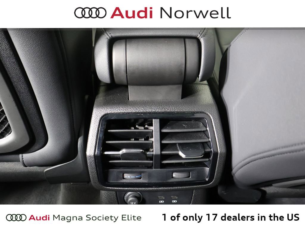 Used 2025 Audi Q3 2.0T Premium w/ Convenience Package image 25