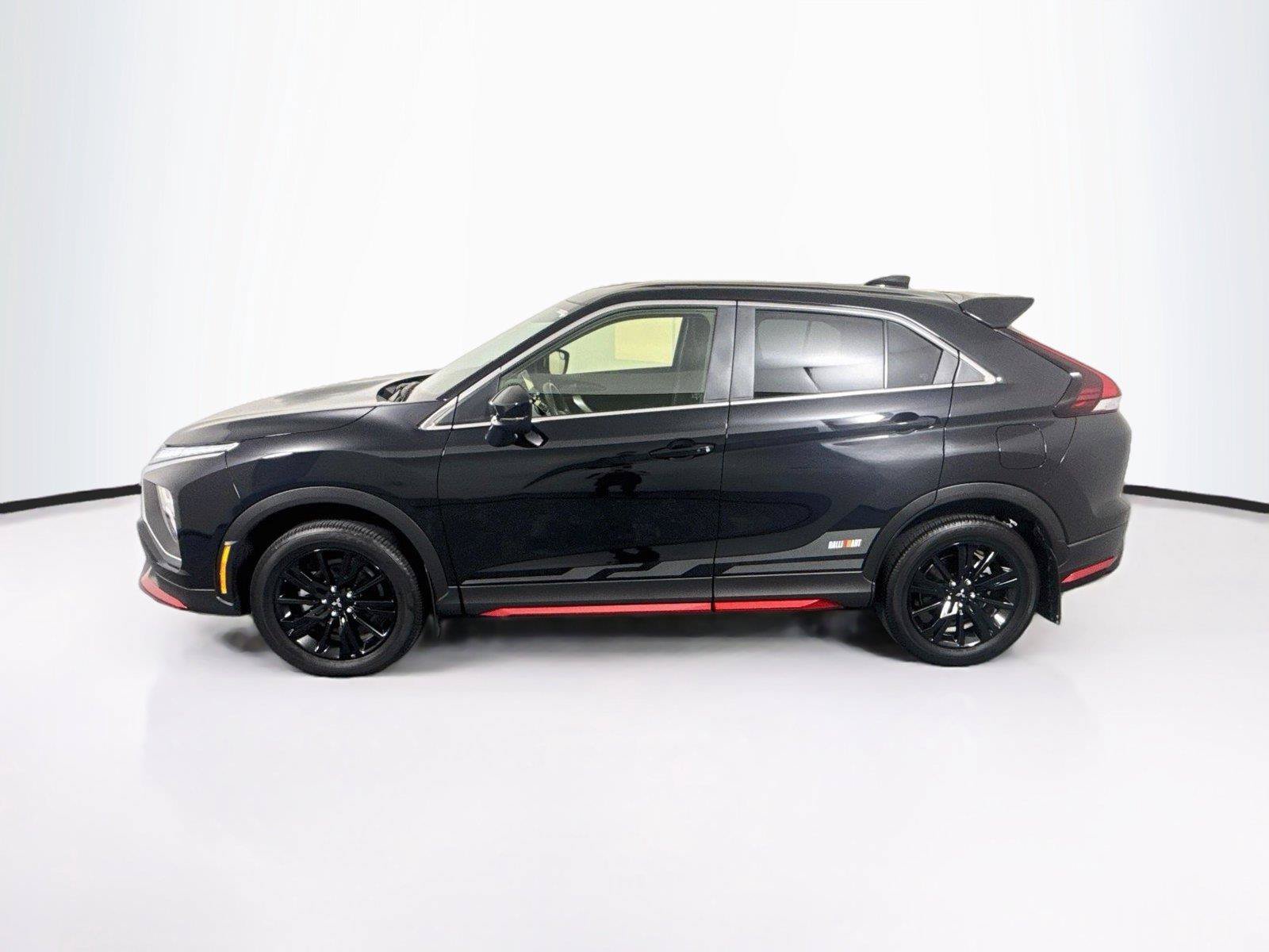 Used 2026 Mitsubishi Eclipse Cross LE AWD/4WD image 2
