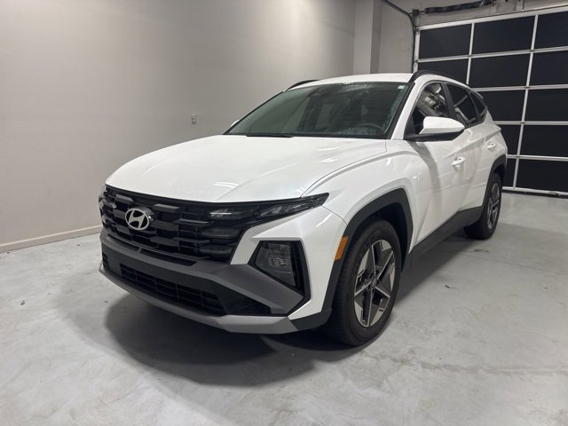 Certified 2025 Hyundai Tucson SEL image 2