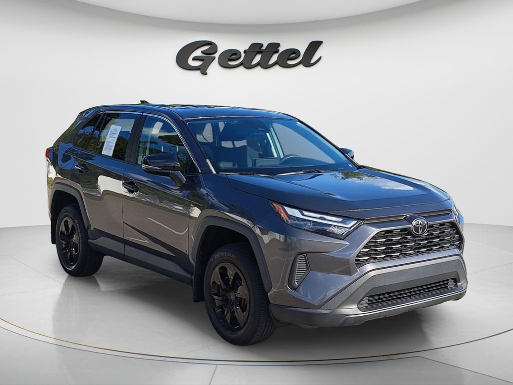 Certified 2023 Toyota RAV4 LE image 3