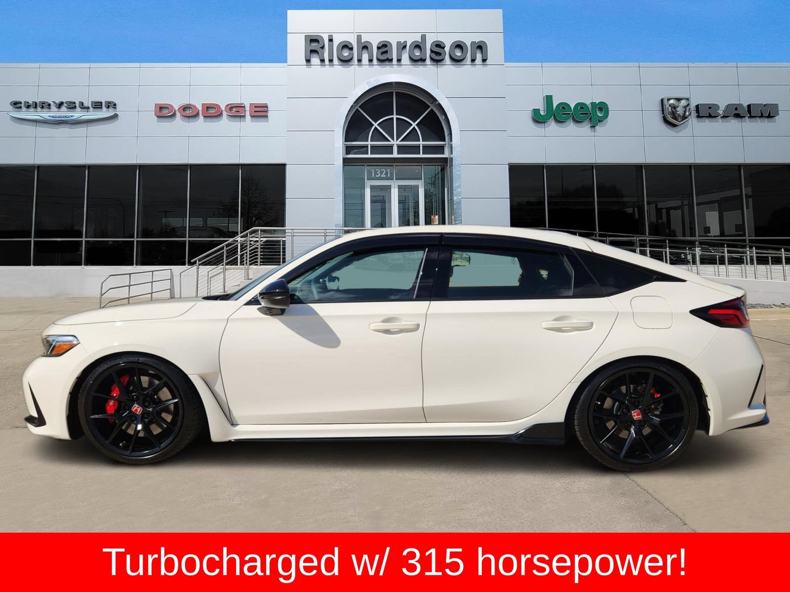 Used 2024 Honda Civic Type R image 3
