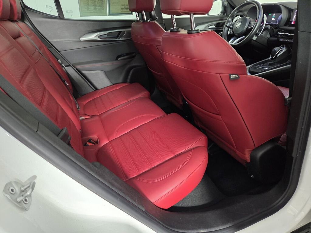 Certified 2025 Dodge Hornet R/T w/ R/T Plus Package AWD/4WD image 27