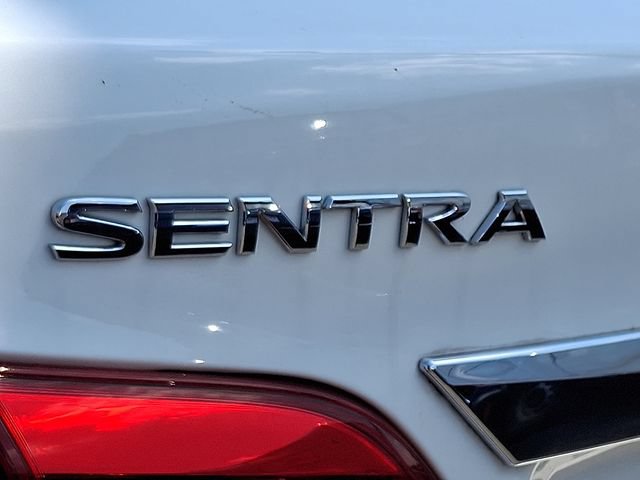 Used 2016 Nissan Sentra S FWD image 9