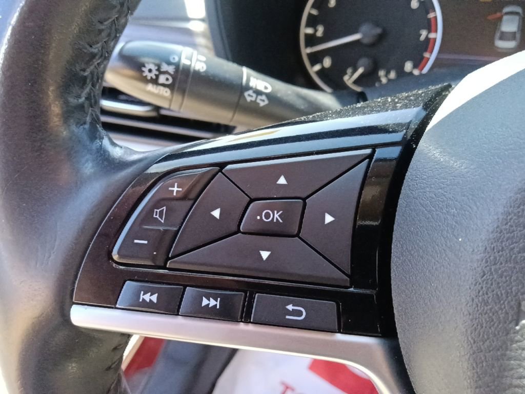 Used 2022 Nissan Altima 2.5 Platinum image 18