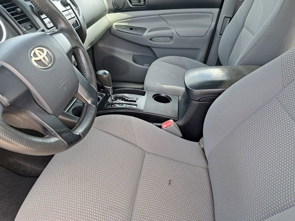 Used 2012 Toyota Tacoma PreRunner w/ Convenience Pkg RWD image 15