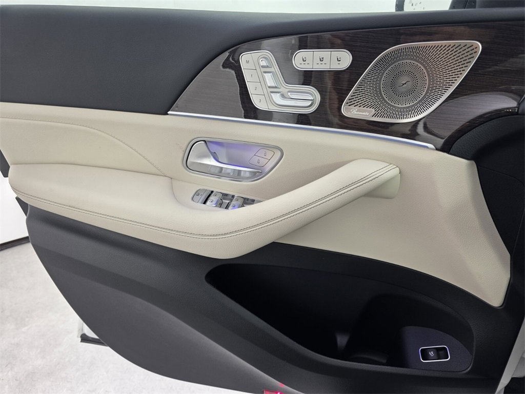 New 2026 Mercedes-Benz GLS 450 4MATIC image 21