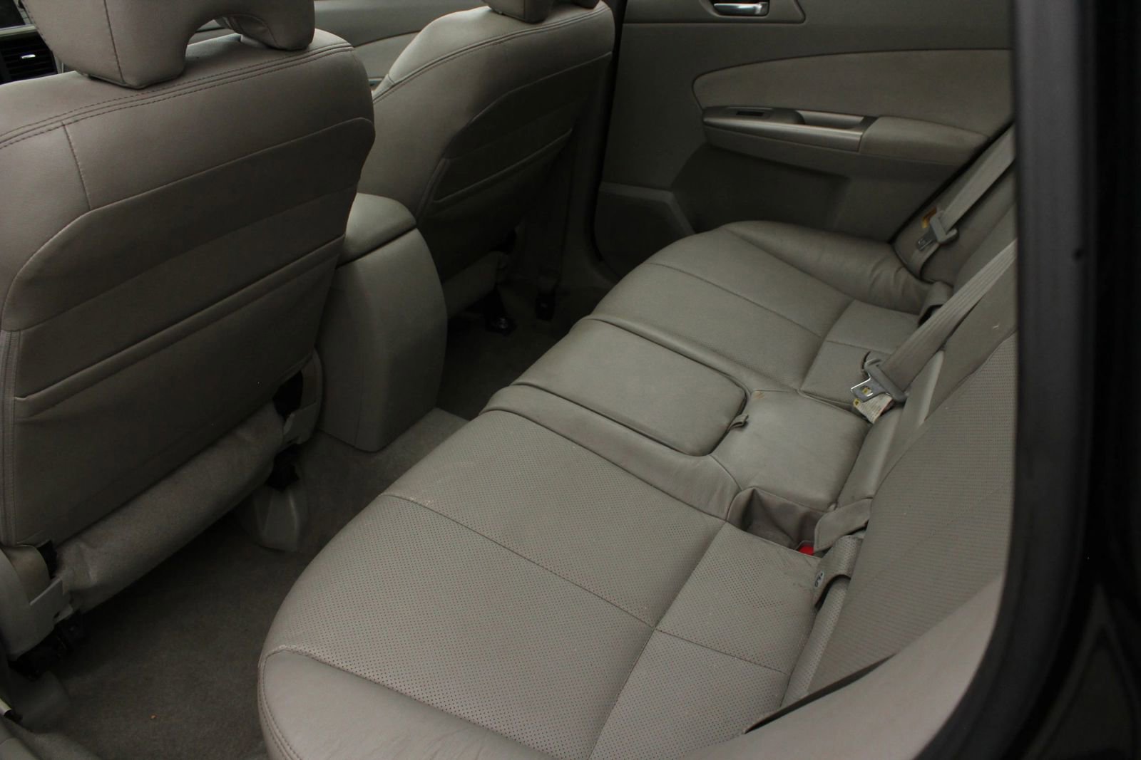 Used 2010 Subaru Forester 2.5XT Limited AWD/4WD image 22