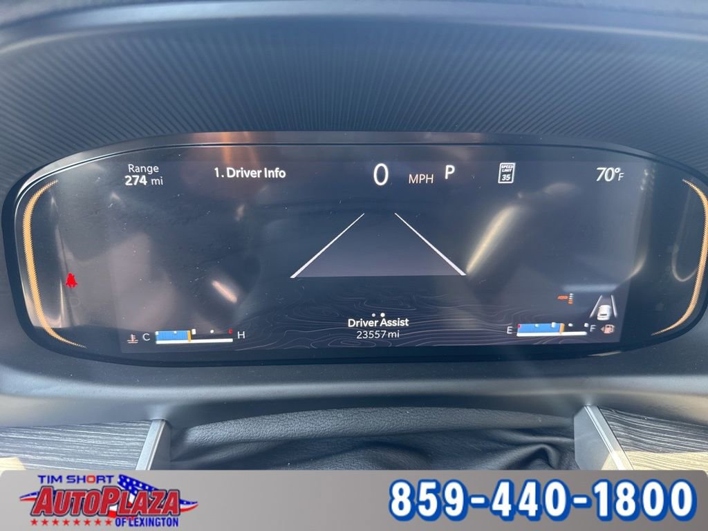 Used 2023 Jeep Wagoneer Series III w/ Convenience Group I image 3