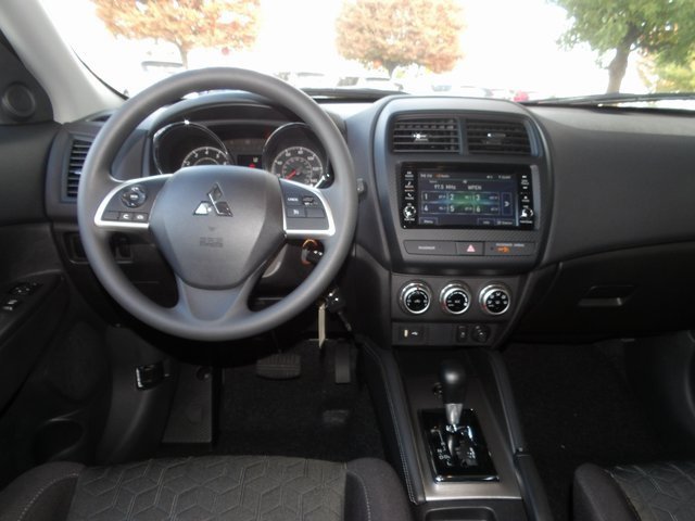 New 2025 Mitsubishi Outlander Sport ES image 12