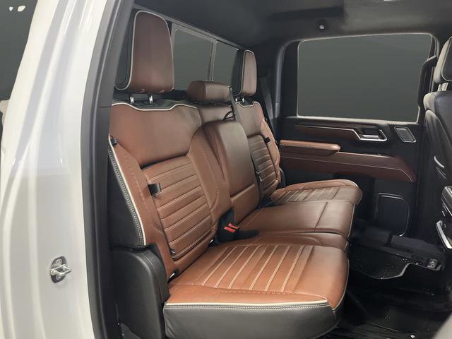 Used 2024 GMC Sierra 3500 Denali Ultimate image 35