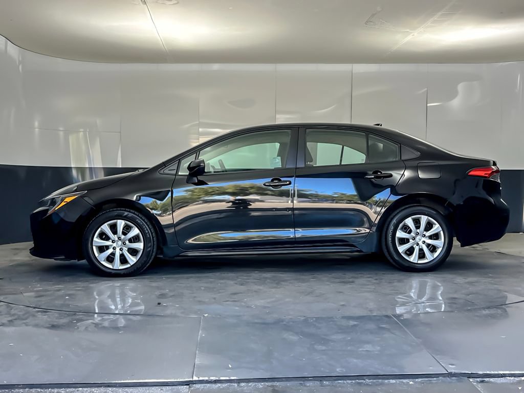 Used 2024 Toyota Corolla LE FWD image 6