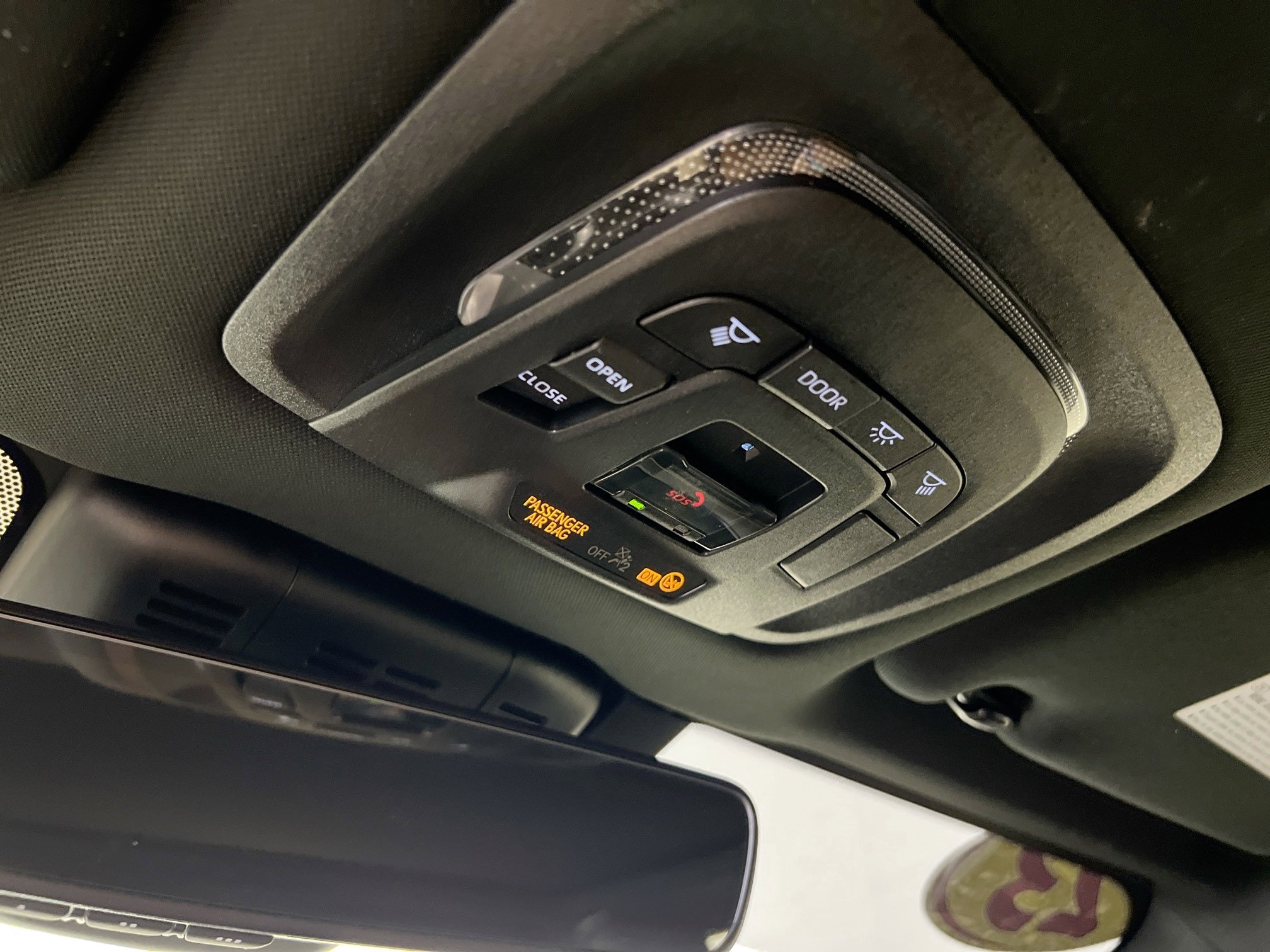 Used 2023 Toyota Crown Limited image 22