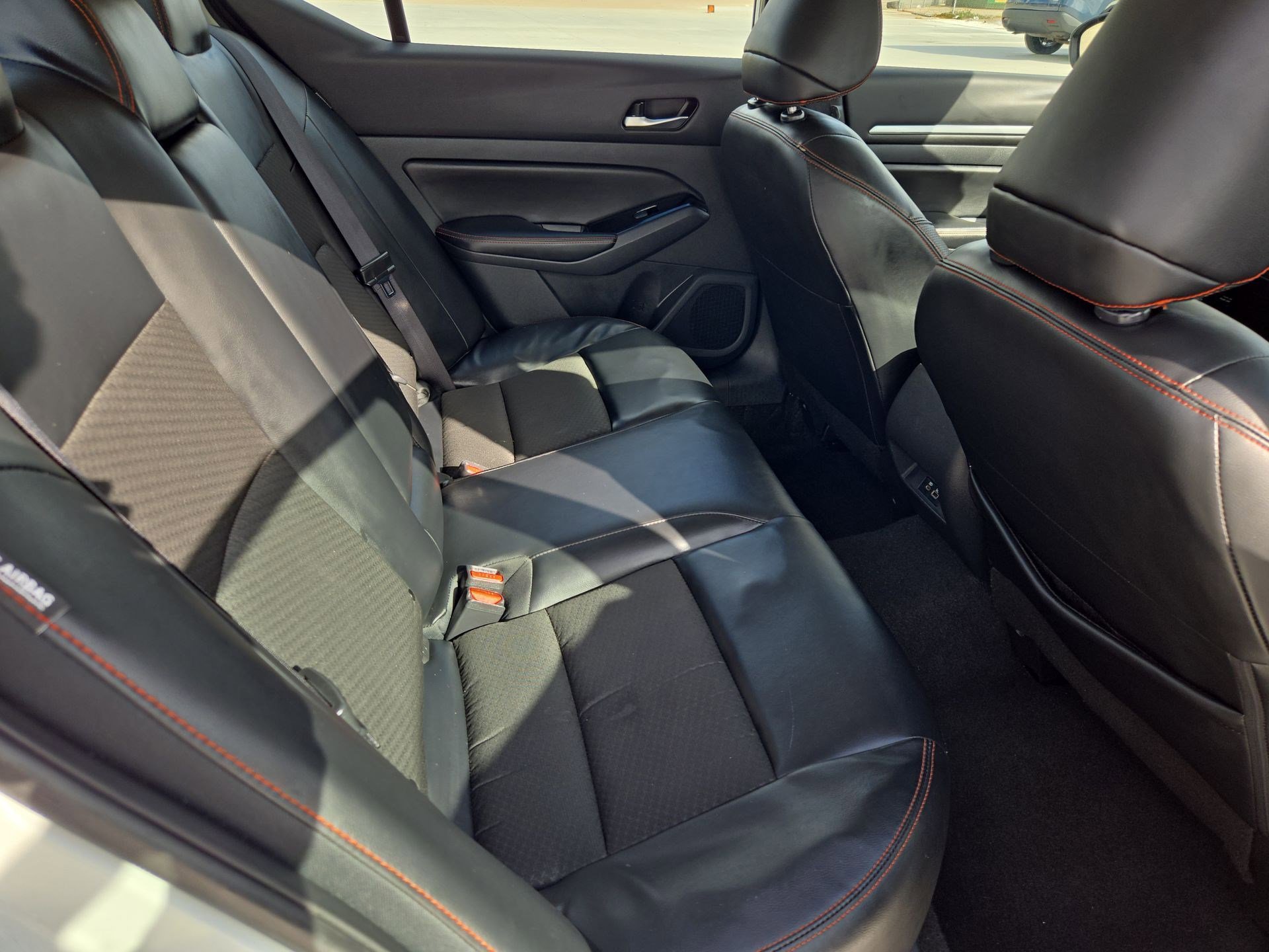 Used 2025 Nissan Altima 2.5 SR image 29