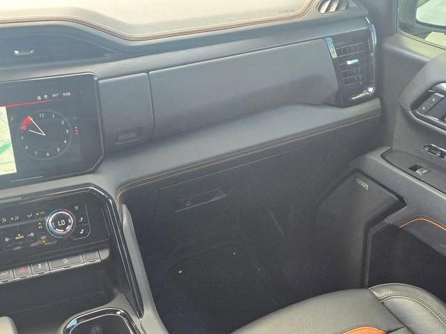 Used 2025 GMC Sierra 1500 AT4 w/ AT4 Premium Package image 18
